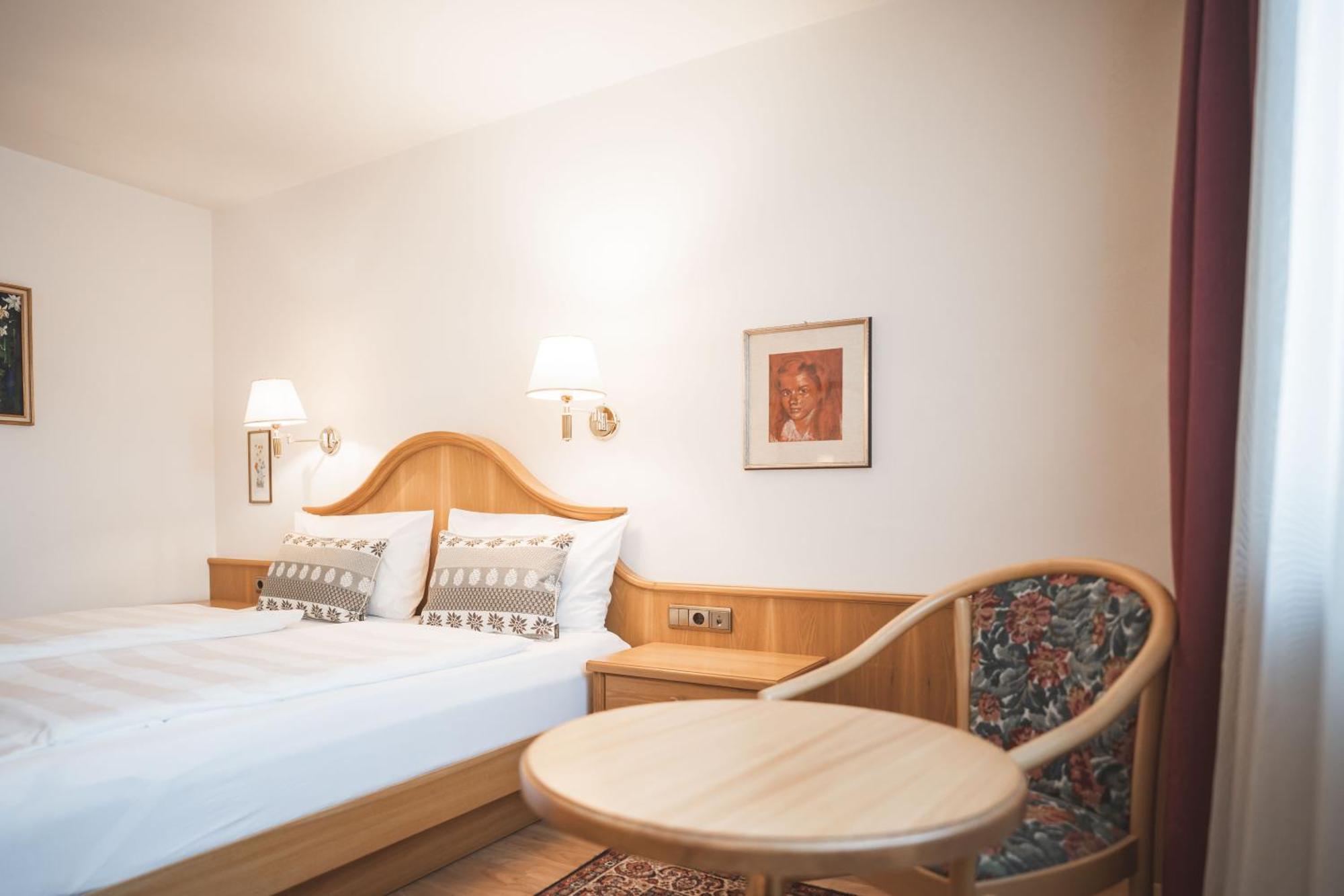 Hotel Gratschwirt Добиако Екстериор снимка